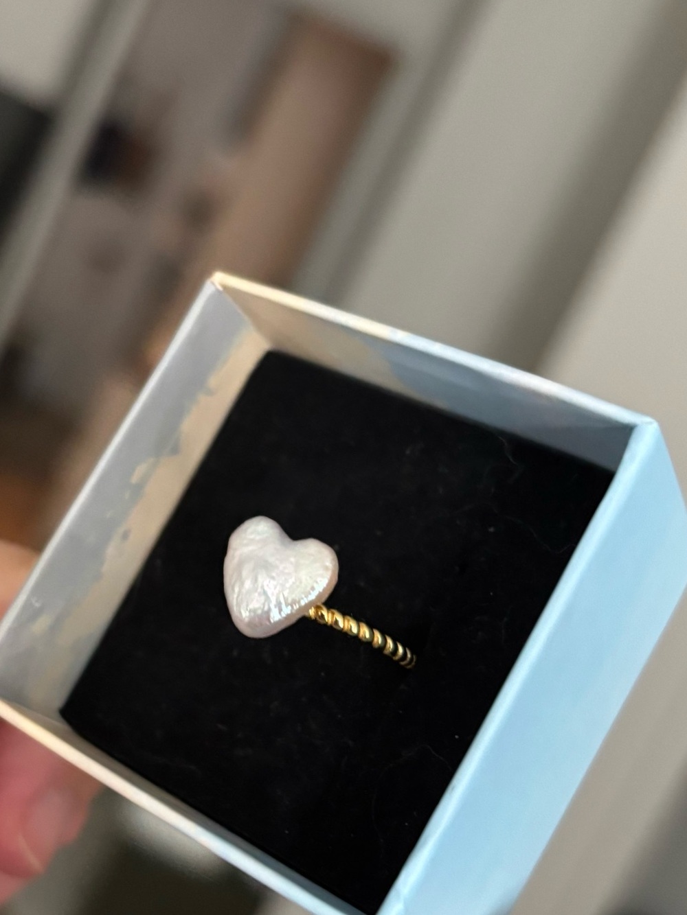 Heart Pearl Ring in Iridescent White